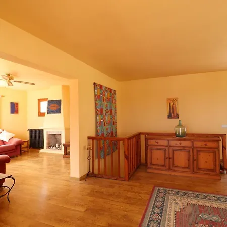 Вилла Villa In Calla Llonga With Sea Views - Sleeps 8 Cala Llonga (Menorca)